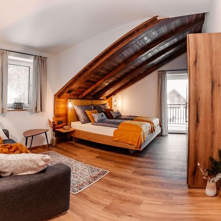 Bergmoment Apartments Obertraun Bagian luar foto